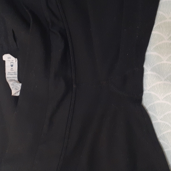 Lululemon Yoga Pants Size 6 - Picture 6 of 9